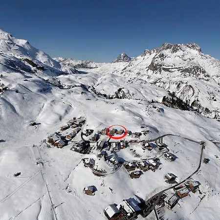 Lama Appartement Aparthotel 4*