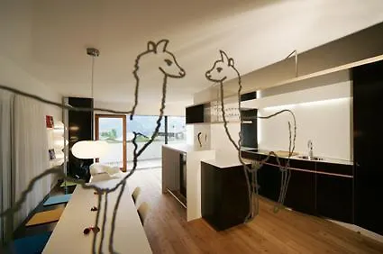 Lama Appartement Apartahotel 4*